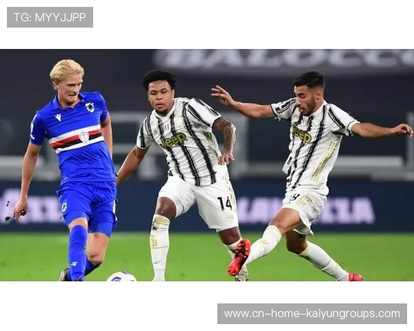 尤文中场节奏课：球员练习从慢到快的传球节律转变