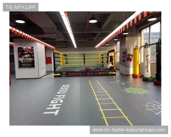 拳击世界擂台新秀冷静反击赢得尊重